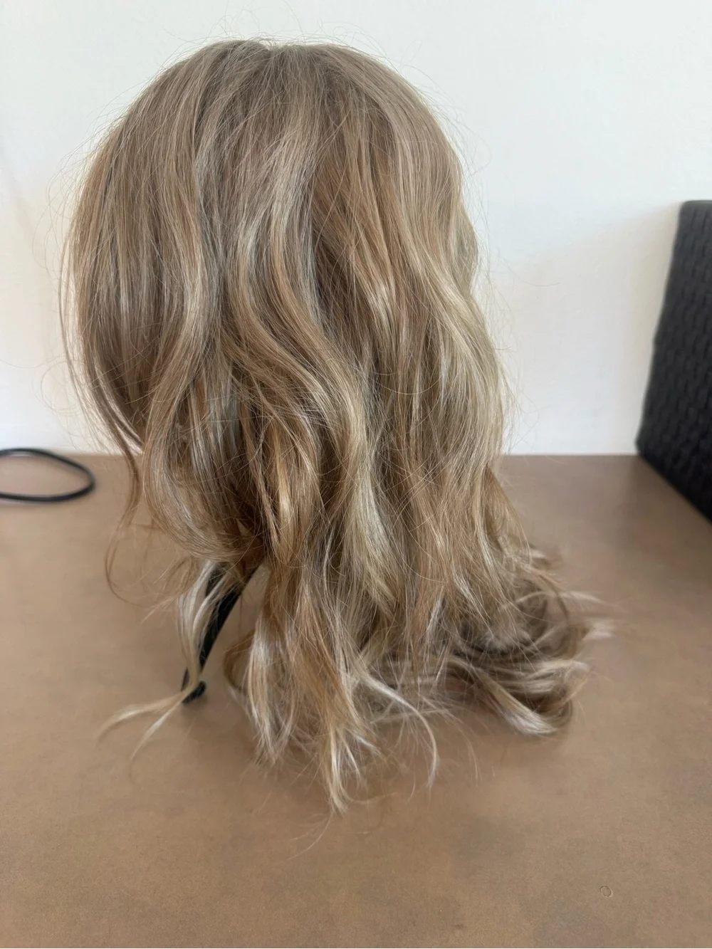 Light Brown Blonde Layered Women's Wig - Natural Look